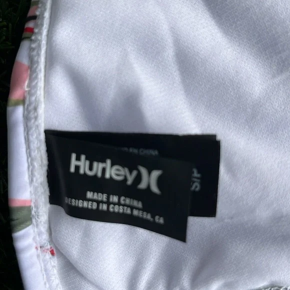 HURLEY Palm Leaf Print Bikini size small - Picture 6 of 13